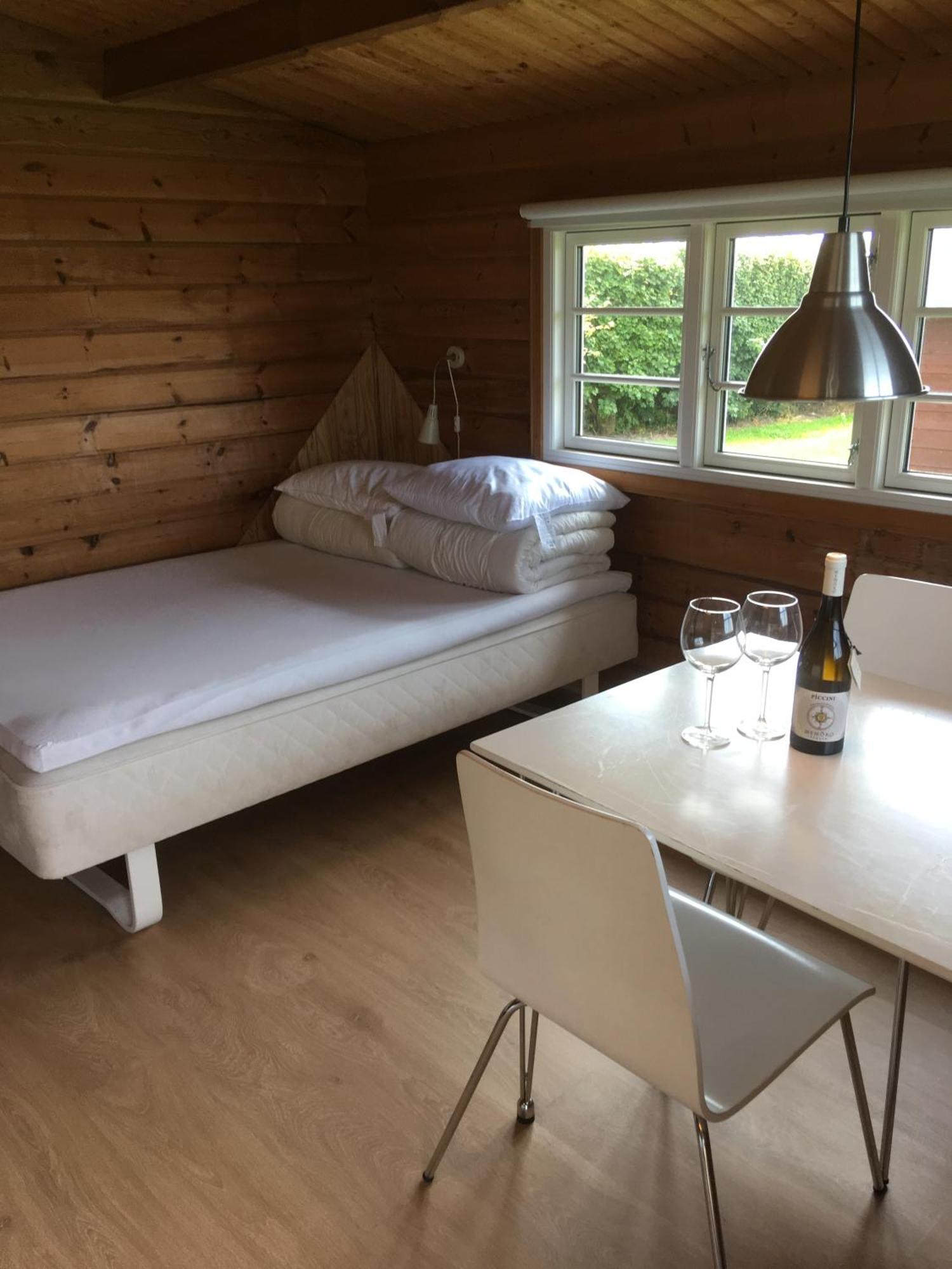 Vikaer Strand Camping & Cottages Diernaes Ngoại thất bức ảnh