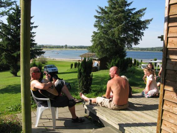 Vikaer Strand Camping & Cottages Diernaes Phòng bức ảnh