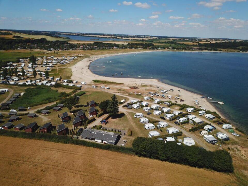 Vikaer Strand Camping & Cottages Diernaes Ngoại thất bức ảnh